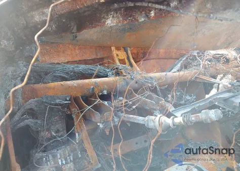 2001 Ford F250 Lariat/Xl/Xlt from USA, damaged, VIN 1FTNW21L61EB55794